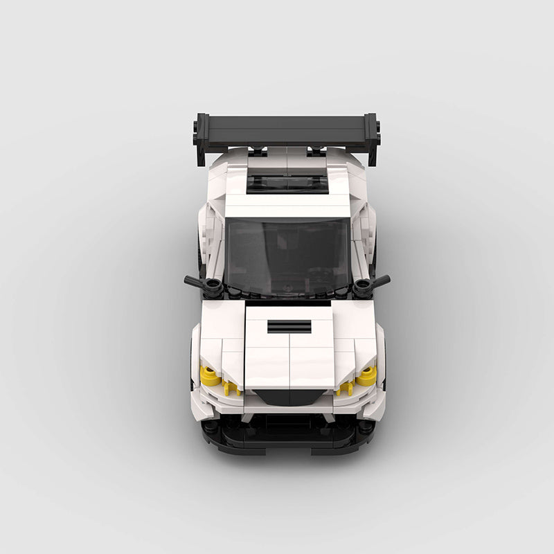 BMW M2C Racecar