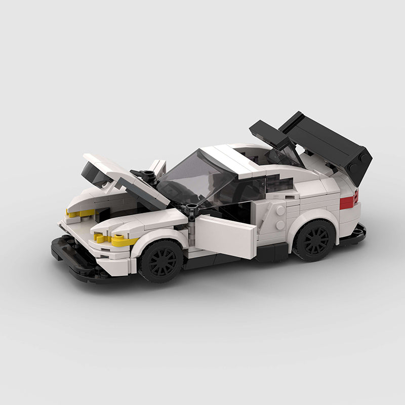 BMW M2C Racecar