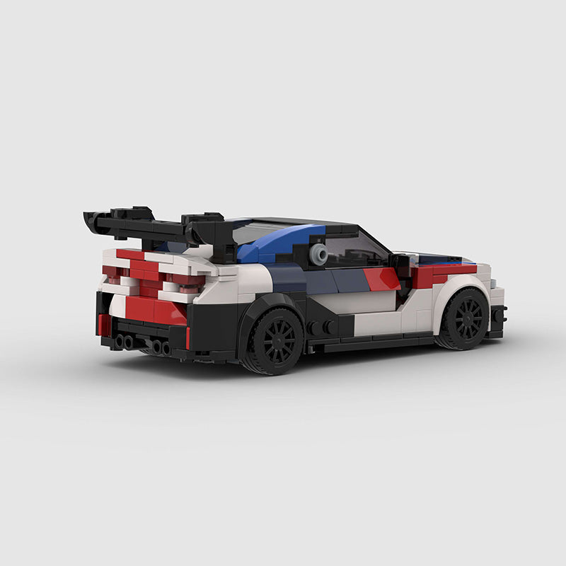 BMW M4 GT4 (G82)