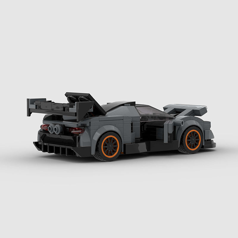 McLaren Senna V2