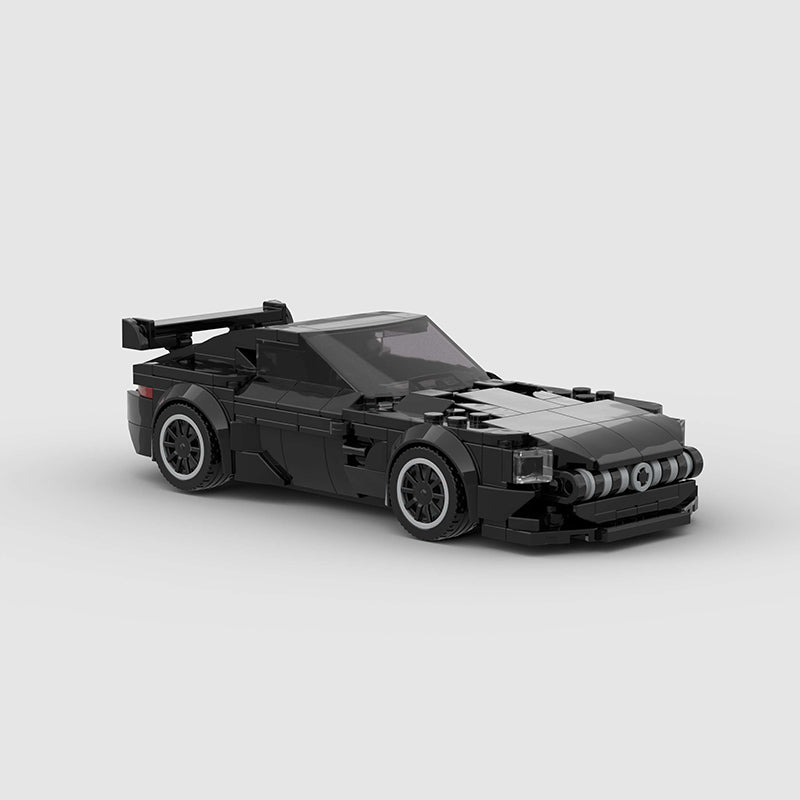 Mercedes_AMG_GTR