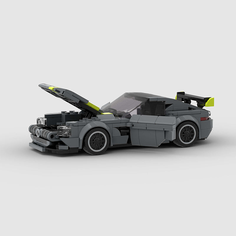 Mercedes_AMG_GTR